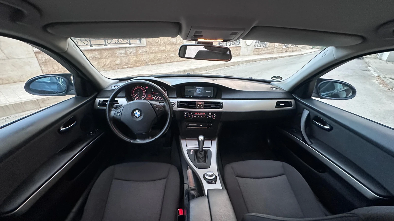 BMW 320 163кс АВТОМАТ НАВИГАЦИЯ КСЕНОН, снимка 8 - Автомобили и джипове - 55781014