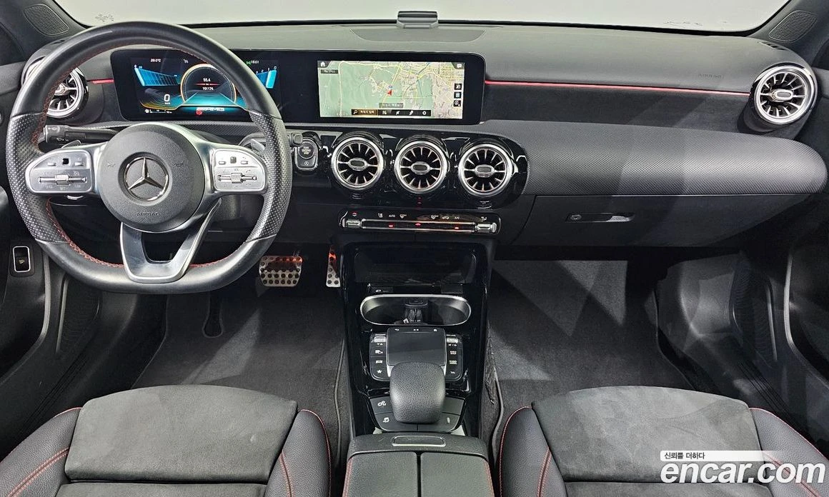 Mercedes-Benz A 35 4MATIC, снимка 7 - Автомобили и джипове - 56276912