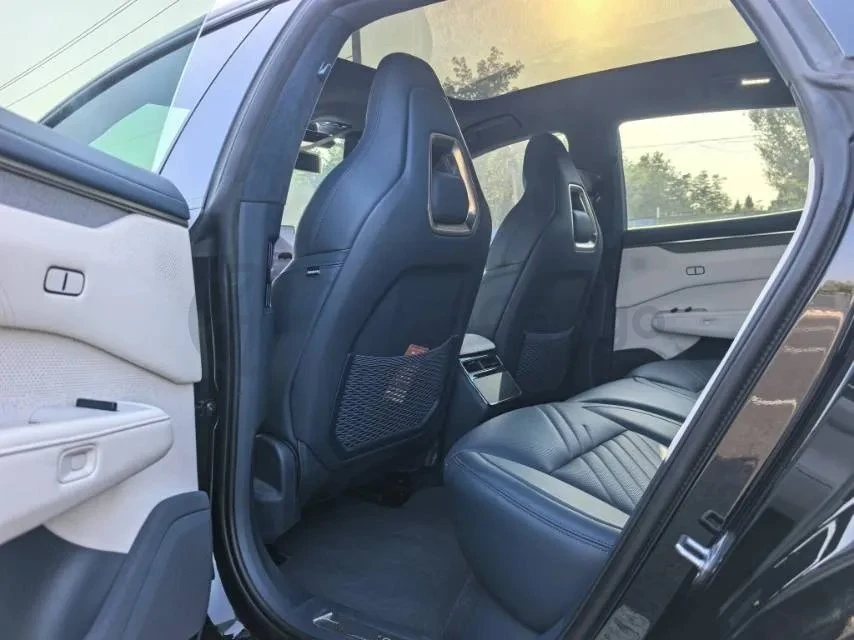Zeekr 001  ���� �� ��������  | Mobile.bg � ����������� 8