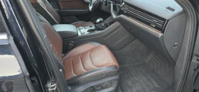 VW Touareg Ексклузивен автомобил; Пробегът е 100% реален!, снимка 14