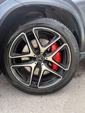 Mercedes-Benz GLE 63 S AMG * MATTE BLACK* 360* ДИСТРОНИК* CARBON* NAPPA, снимка 7