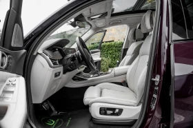 BMW X7 5.0i* X-DRIVE* 7-SEAT* PANORAMA* SKY ROOF* B&W, снимка 9