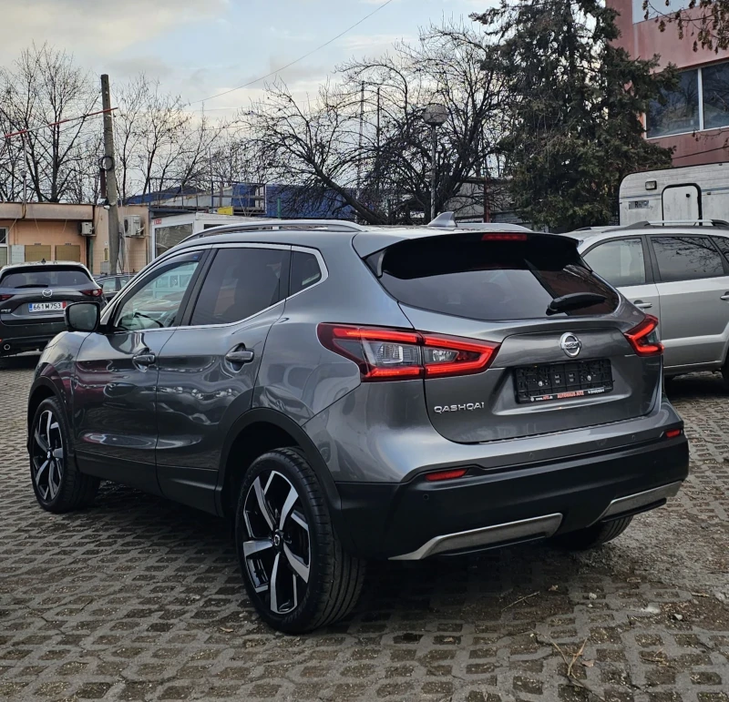 Nissan Qashqai 1.3 DIG-T Tekna + 360 Камери Keyless Панорама, снимка 4 - Автомобили и джипове - 48949189