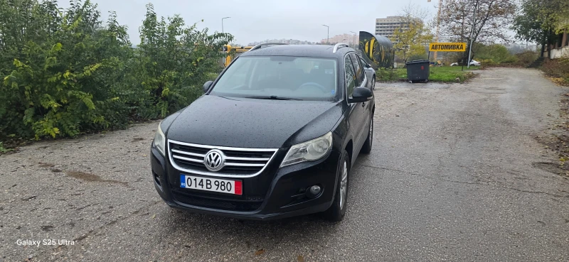 VW Tiguan 2.0d  4x4, снимка 15 - Автомобили и джипове - 52471720