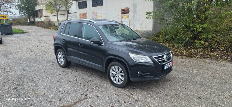 VW Tiguan 2.0d  4x4, снимка 10 - Автомобили и джипове - 52471720