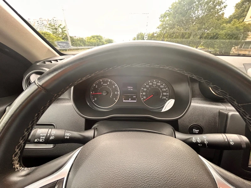 Dacia Duster, снимка 7 - Автомобили и джипове - 52512275