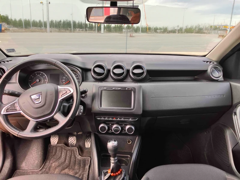 Dacia Duster, снимка 5 - Автомобили и джипове - 52512275