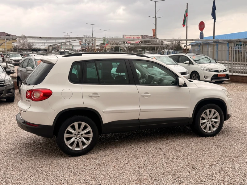 VW Tiguan 2.0TDI* AUT* 4X4* LIZING, снимка 4 - Автомобили и джипове - 52557394
