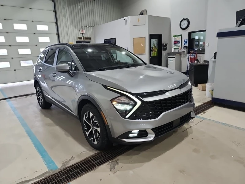 Kia Sportage * EX * CARFAX * ЦЕНА ДО БЪЛГАРИЯ, снимка 2 - Автомобили и джипове - 53056884