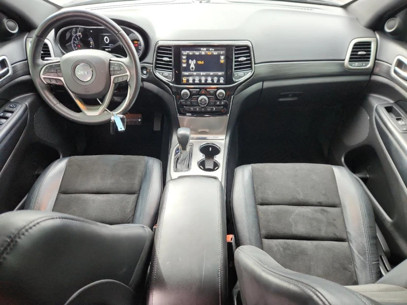Jeep Grand cherokee 3.6 LAREDO, снимка 8 - Автомобили и джипове - 53124494