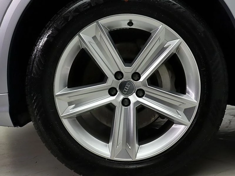 Audi Q8 45 TDI Quattro Premium| 231к.с.| ВКЛ.ТЕХНОТЕСТ, снимка 5 - Автомобили и джипове - 55298999