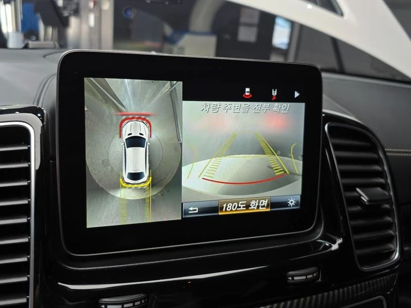 Mercedes-Benz GLE 4MATIC* HARMAN KARDON* DISTRONIC* 360* PANO* , снимка 12 - Автомобили и джипове - 55336454