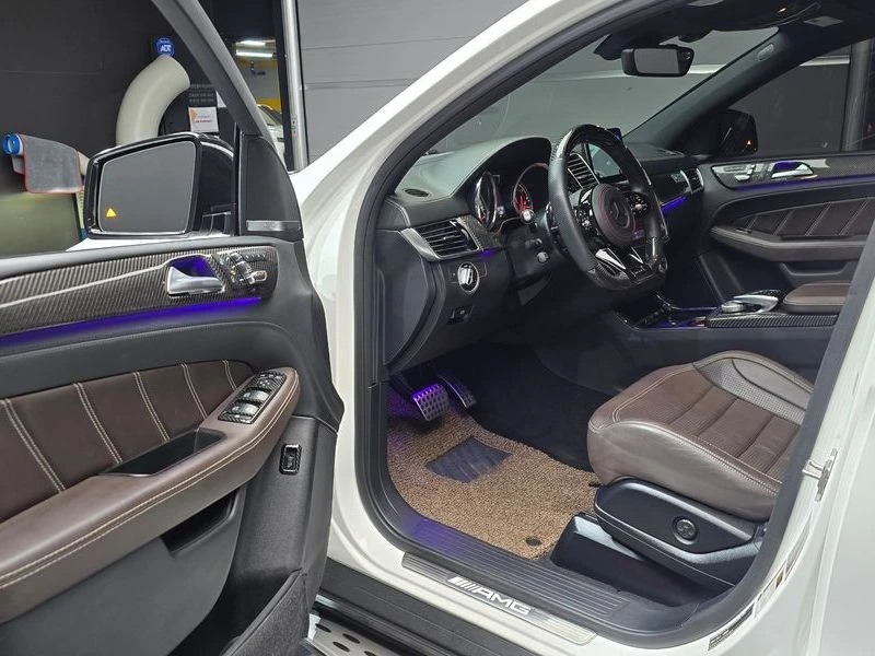 Mercedes-Benz GLE 4MATIC* HARMAN KARDON* DISTRONIC* 360* PANO* , снимка 8 - Автомобили и джипове - 55336454