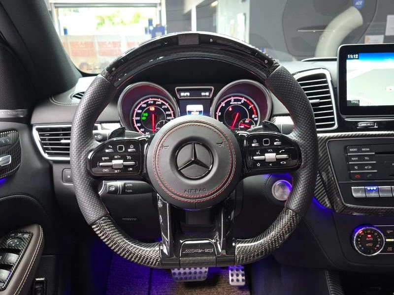 Mercedes-Benz GLE 4MATIC* HARMAN KARDON* DISTRONIC* 360* PANO* , снимка 11 - Автомобили и джипове - 55336454
