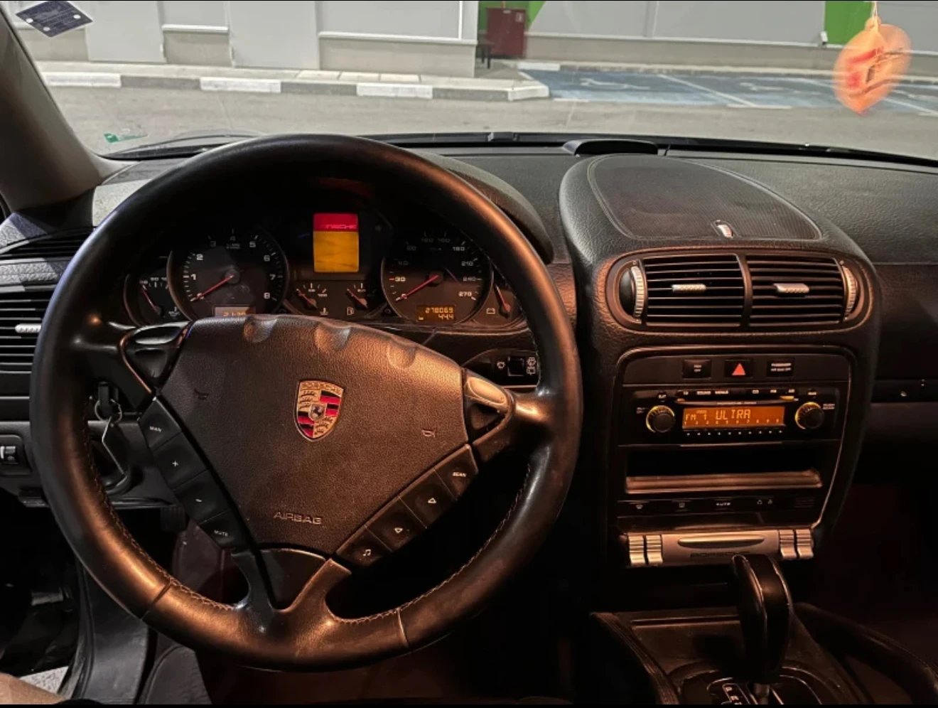 Porsche Cayenne  - изображение 9