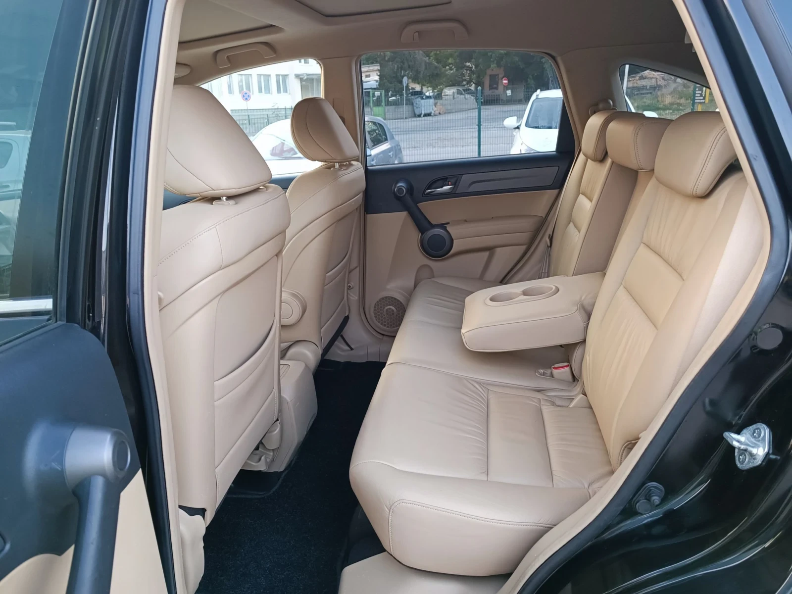 Honda Cr-v 2.0i-150кс-ШВЕЙЦАРИЯ-АВТОМАТ-4Х4-FACELIFT--FULL  - изображение 10