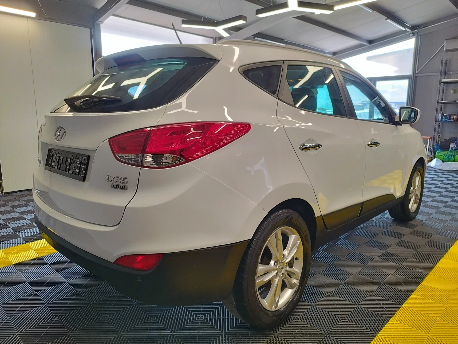 Hyundai IX35 1.7 - изображение 7