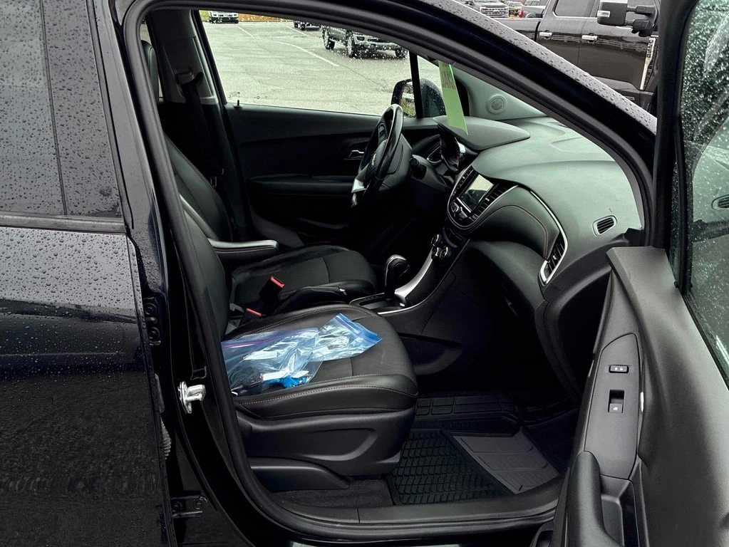 Chevrolet Trax * LT * CARFAX *    | Mobile.bg   10