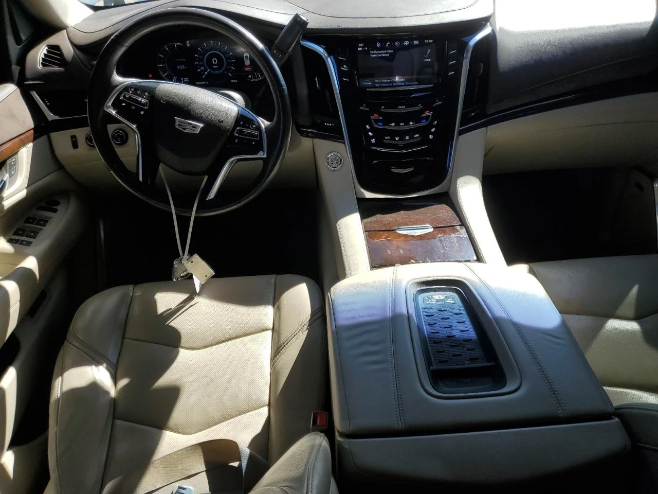 Cadillac Escalade LUXURY* ПОДГРЕВ* ОБДУХВАНЕ* ШИБИДАХ* КЕЙЛЕС - изображение 8