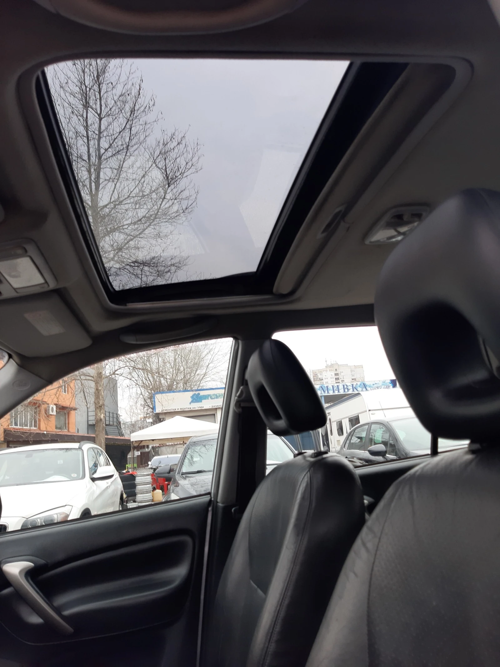 Toyota Rav4 2, 0 �4� | Mobile.bg � ����������� 12