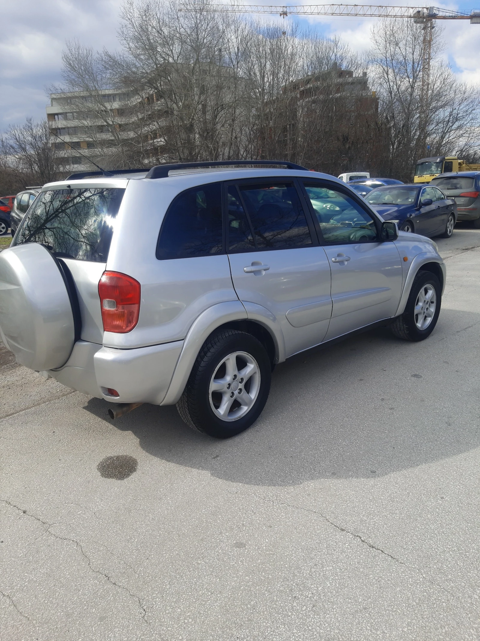 Toyota Rav4 2, 0 д4д, снимка 11 - Автомобили и джипове - 54114598