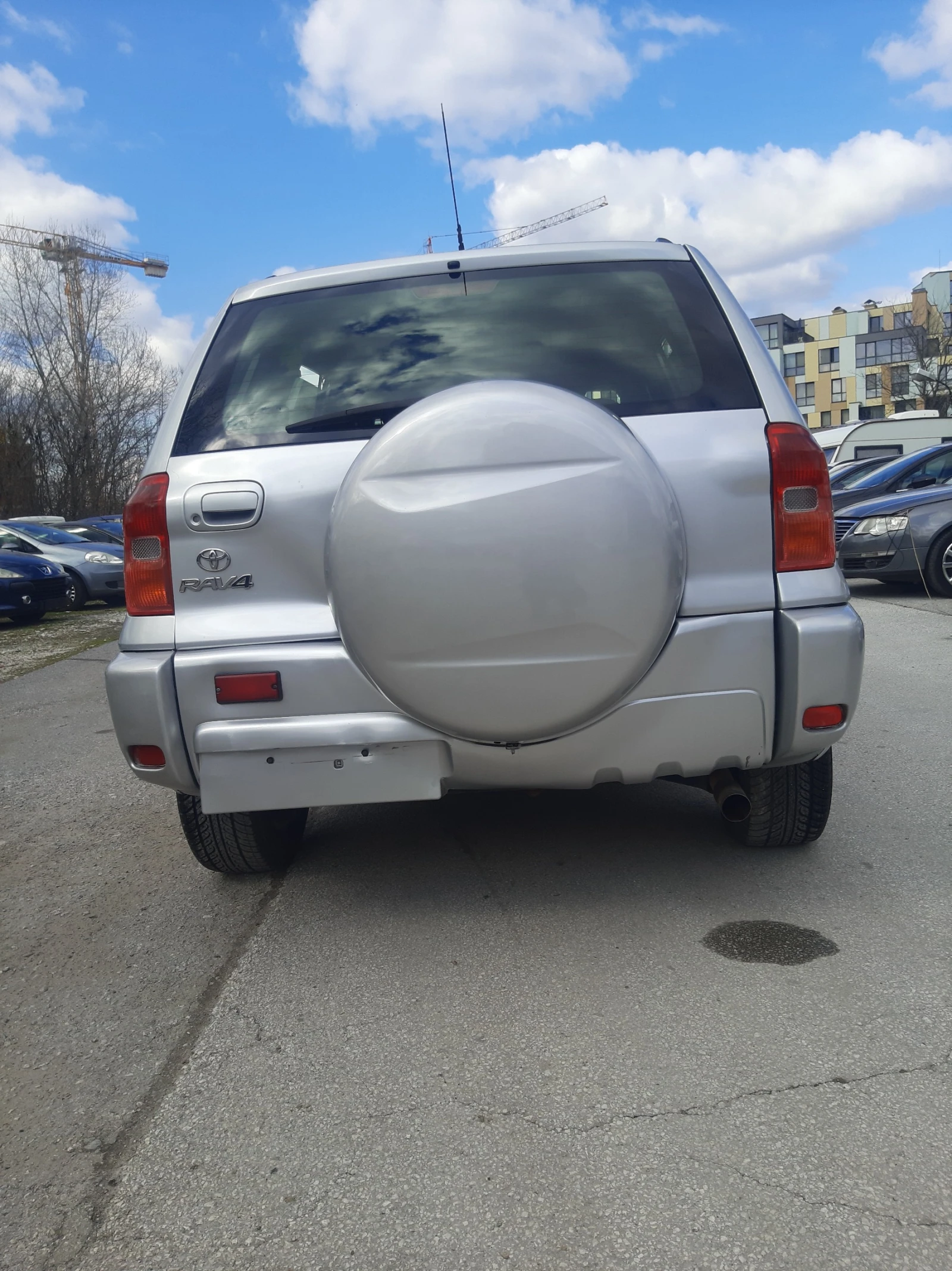 Toyota Rav4 2, 0 д4д, снимка 9 - Автомобили и джипове - 54114598