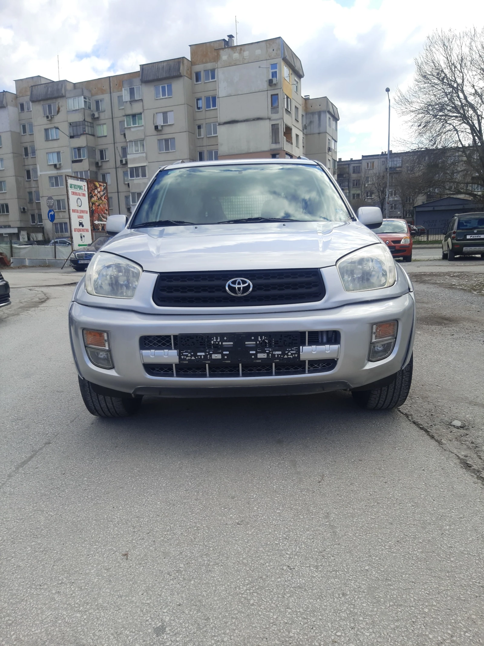 Toyota Rav4 2, 0 д4д