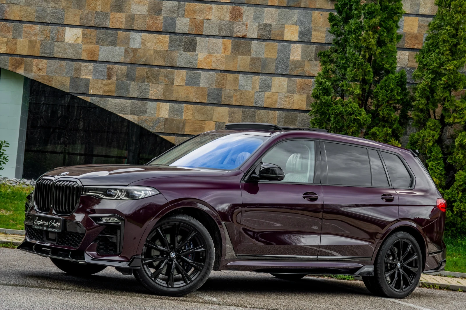 BMW X7 5.0i* X-DRIVE* 7-SEAT* PANORAMA* SKY ROOF* B&W