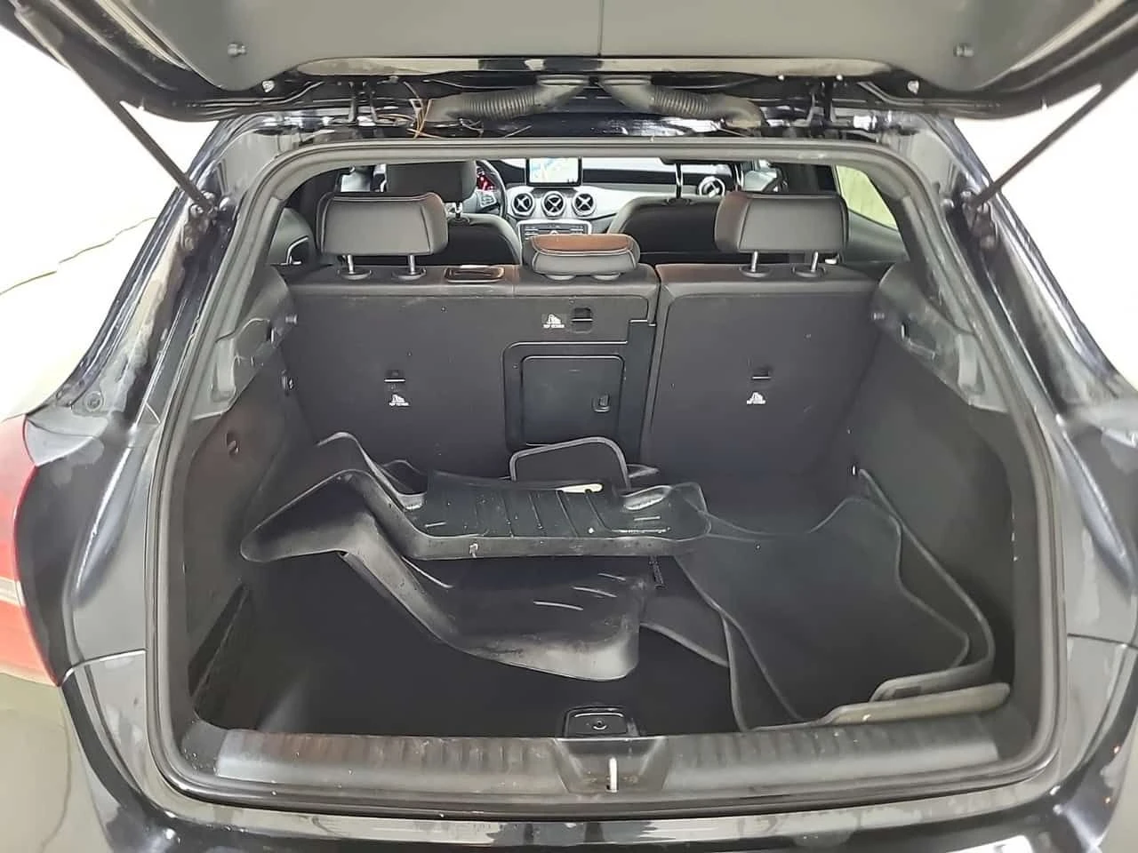 Mercedes-Benz GLA 250 * CARFAX * 2 ����� * �������� *  | Mobile.bg � ����������� 15