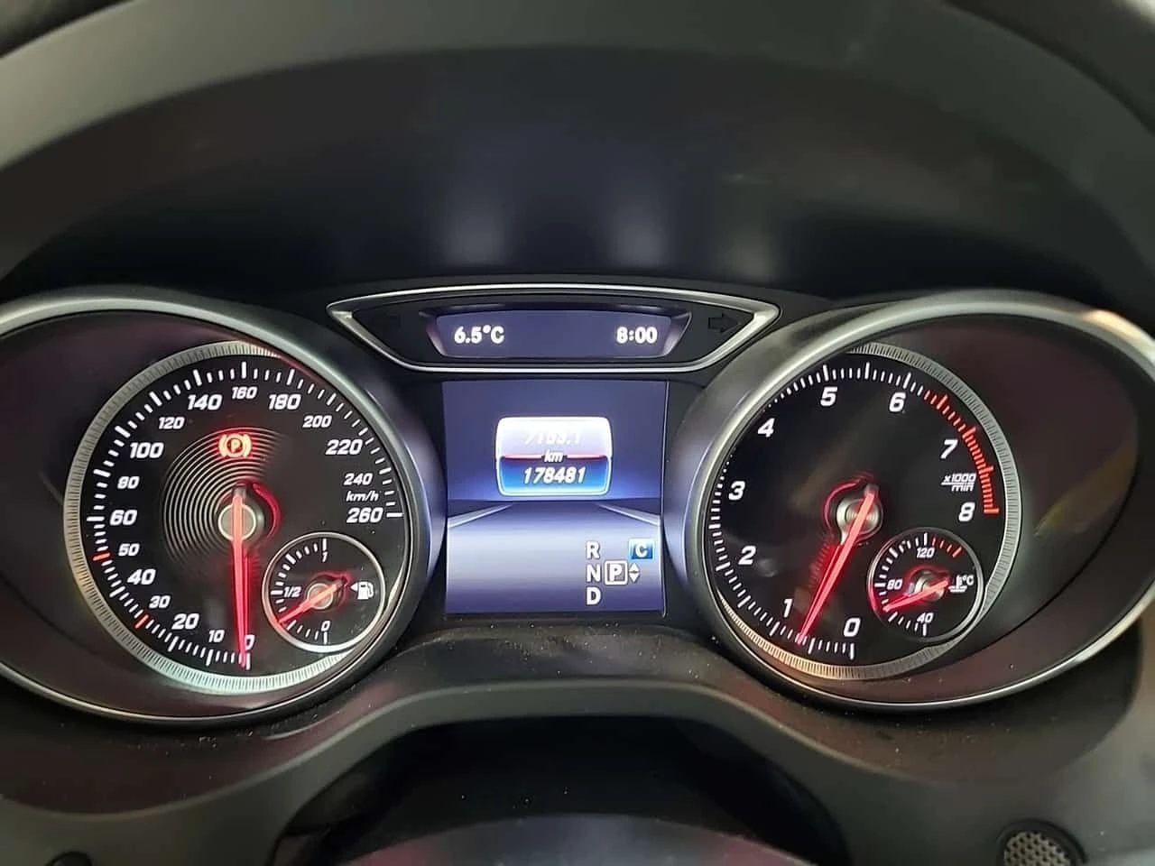 Mercedes-Benz GLA 250 * CARFAX * 2 ����� * �������� *  | Mobile.bg � ����������� 10