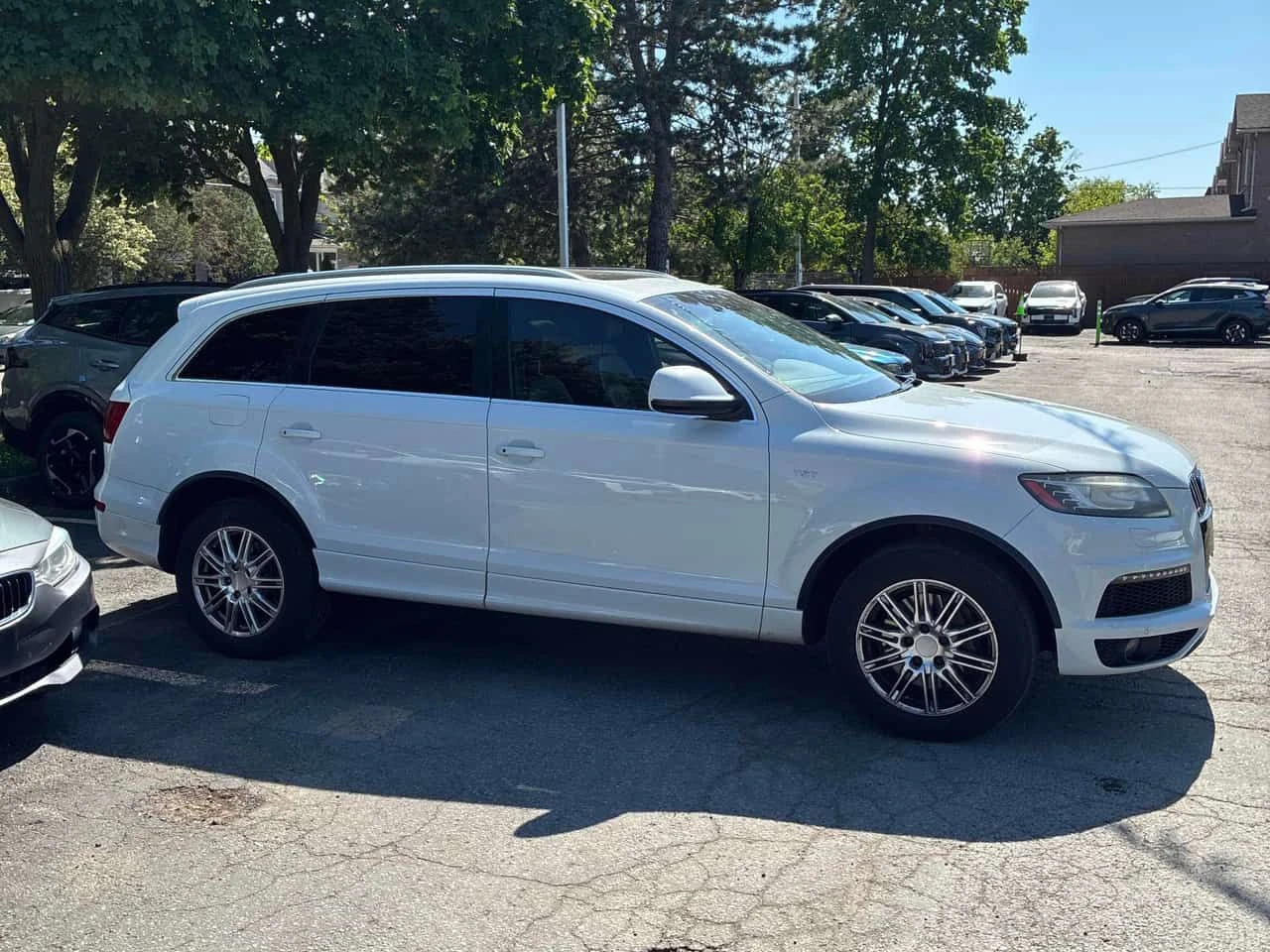 Audi Q7 * 3.0L Sport * CARFAX * ПАНО * KEYLESS * ПОДГРЕВИ, снимка 3 - Автомобили и джипове - 54789982