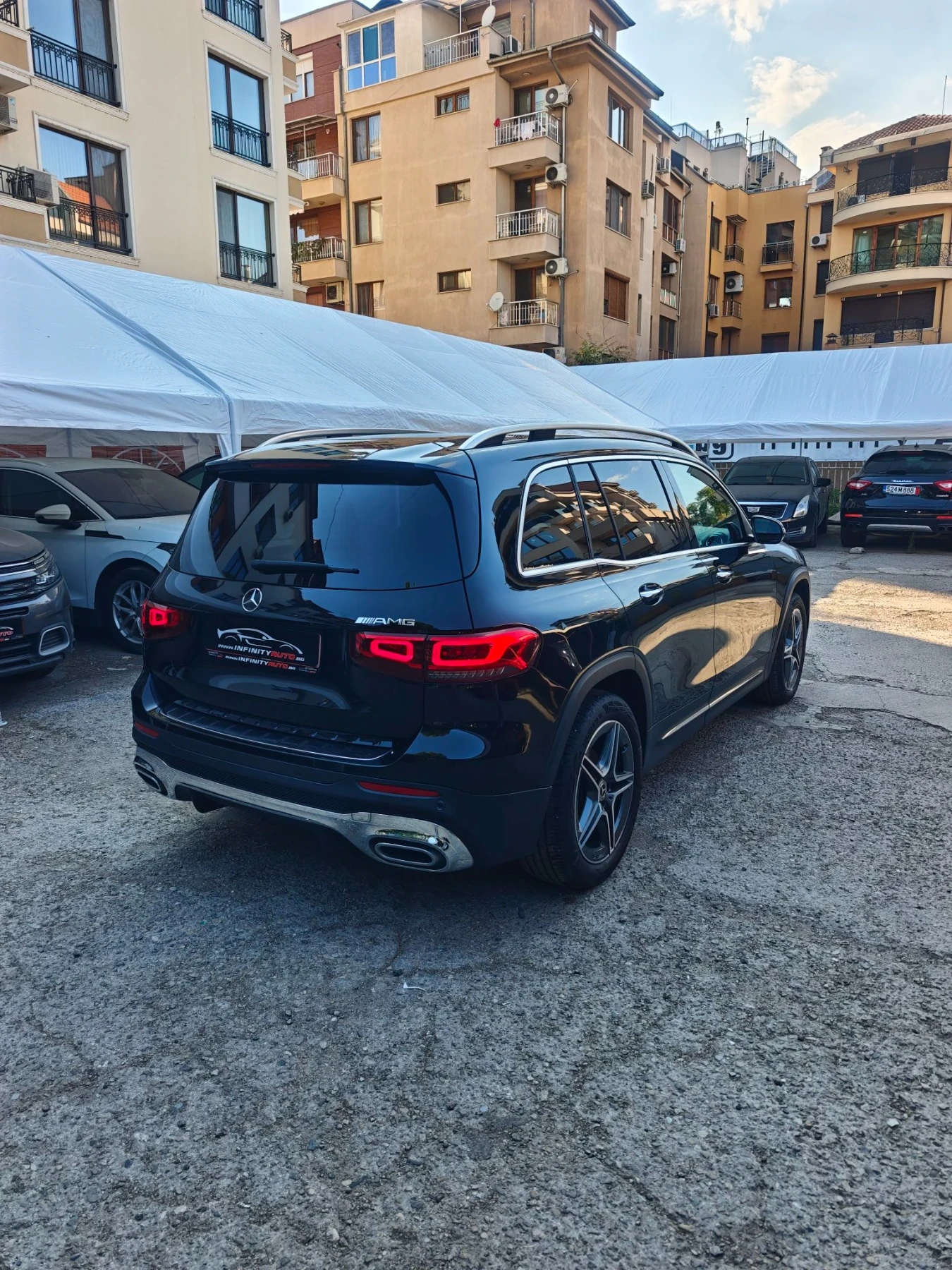 Mercedes-Benz GLB 220 AMG, АМБИЕНТ, КЕЙЛЕС, КАМЕРИ, ПОДГРЕВ, ФУЛ , снимка 4 - Автомобили и джипове - 55997864
