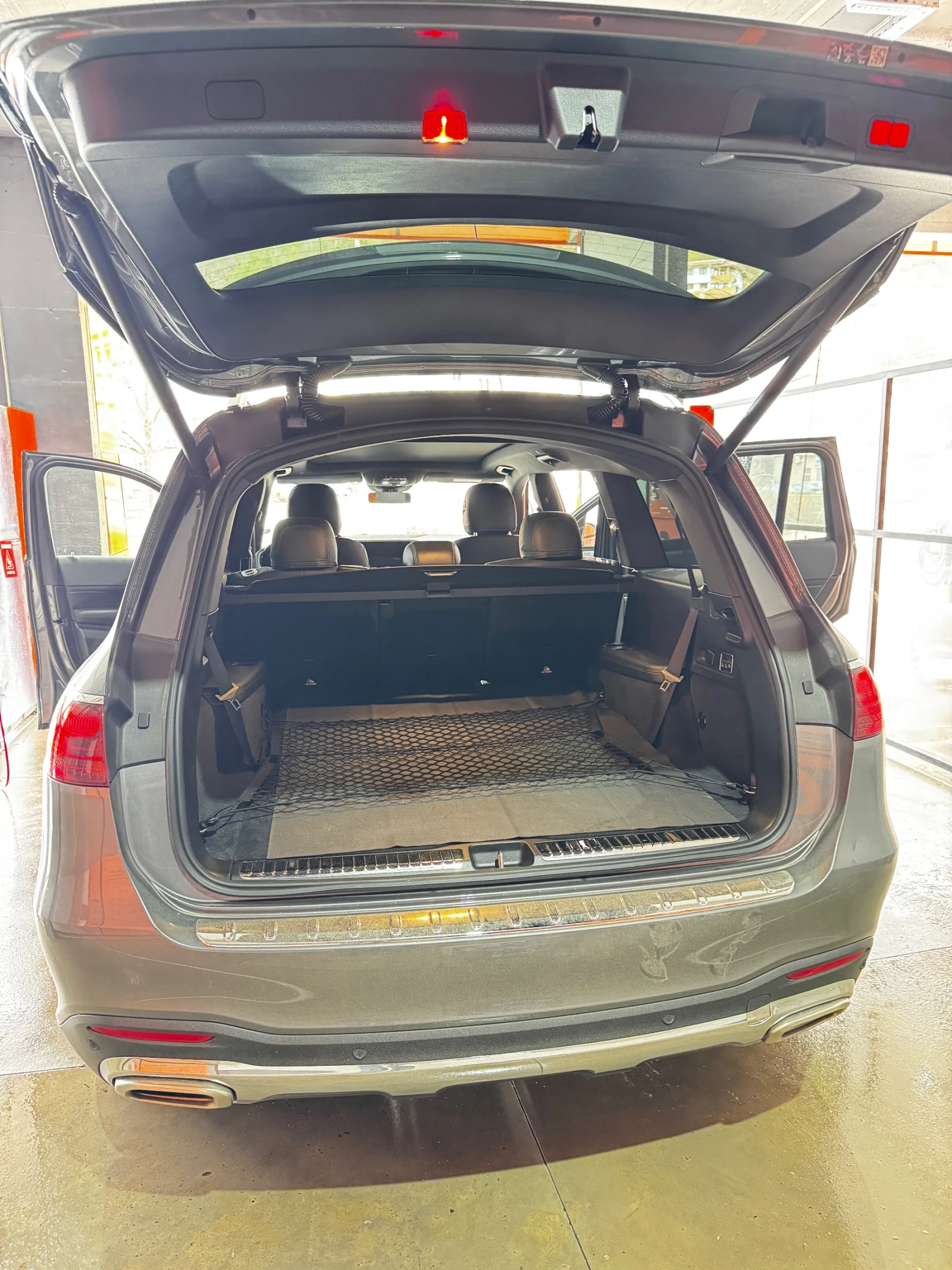 Mercedes-Benz GLS580, снимка 8 - Автомобили и джипове - 55751206