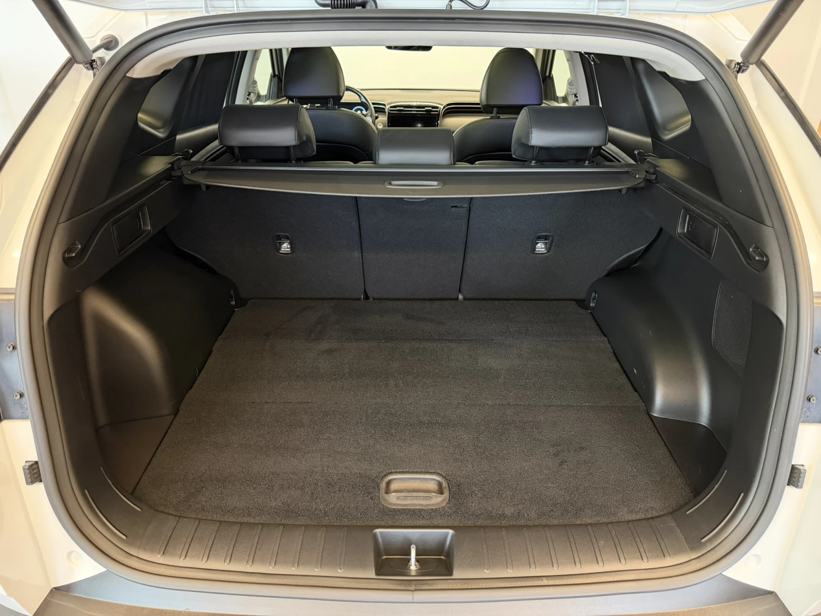 Hyundai Tucson SPECIAL AWD, снимка 17 - Автомобили и джипове - 55935808