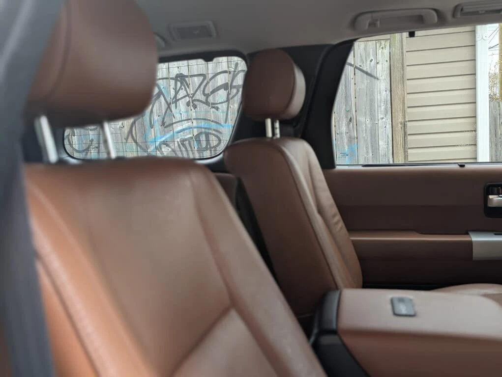 Toyota Sequoia PLATINUM* 5.7* V8* �������* ������* ������ | Mobile.bg � ����������� 12