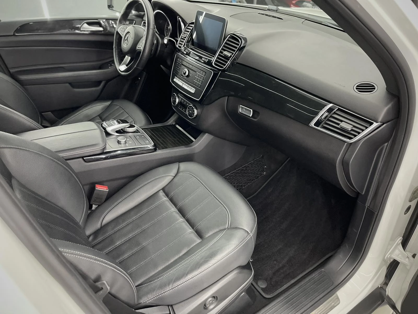Mercedes-Benz GLE 400 AMG 4matic Night pack 91000 �� 9G-tronic | Mobile.bg � ����������� 11