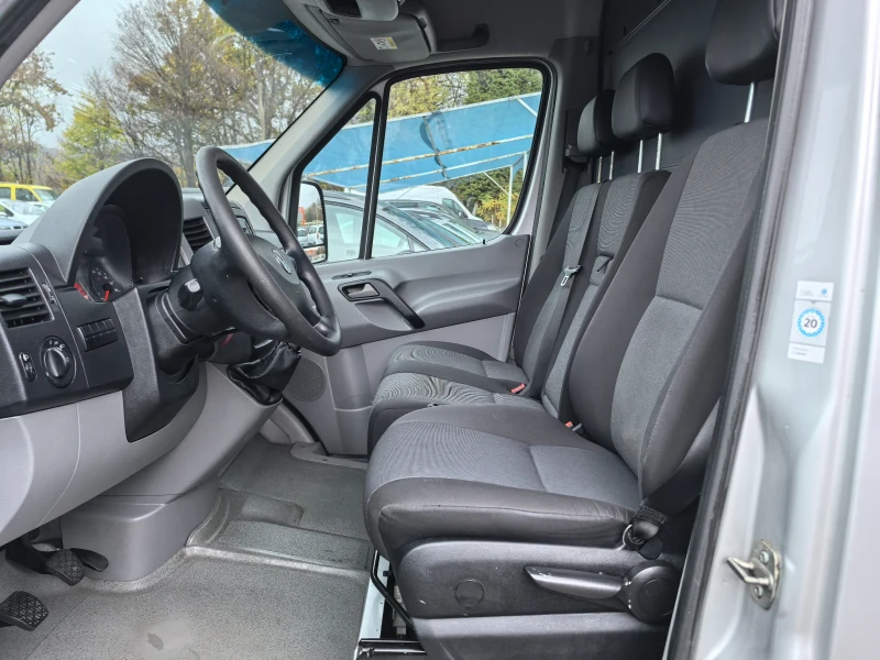 VW Crafter 2.0TDI 6 скорости, снимка 8 - Бусове и автобуси - 47924603