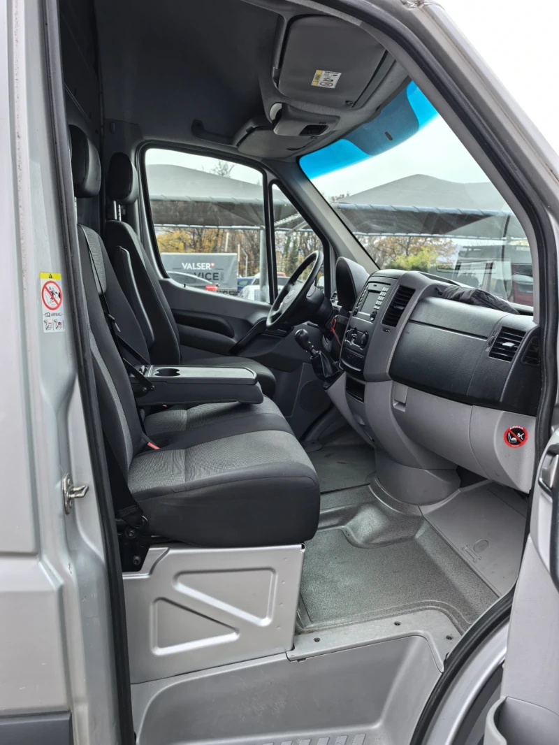 VW Crafter 2.0TDI 6 скорости, снимка 7 - Бусове и автобуси - 47924603