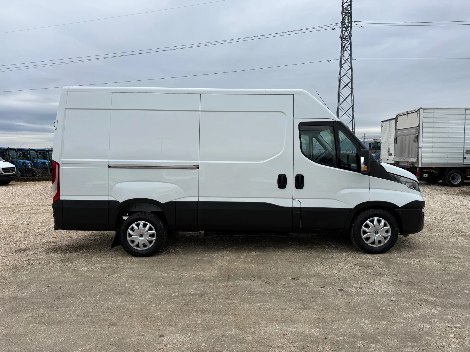 Iveco Daily 35S17 3.0 HI MATIC - изображение 4