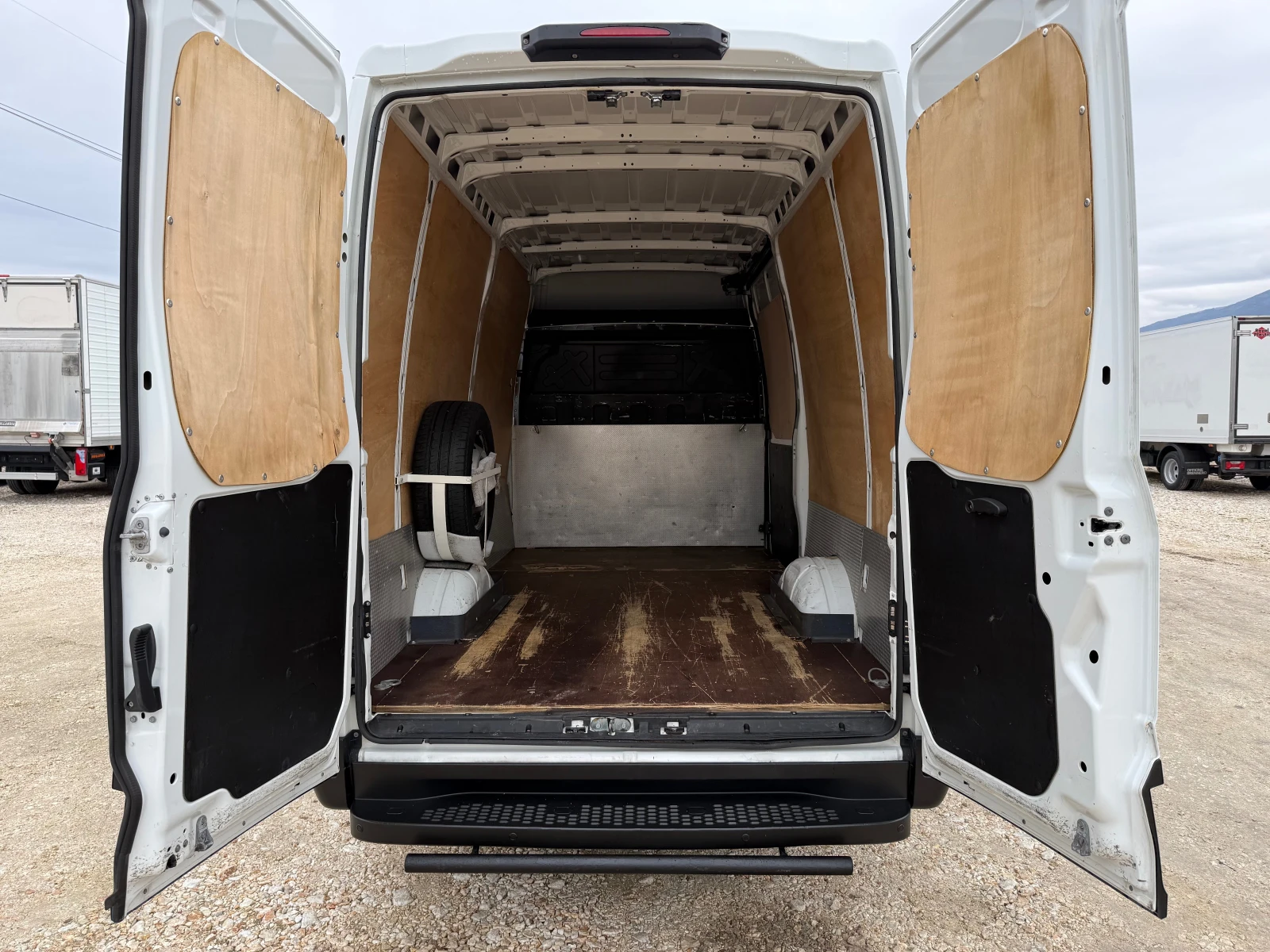 Iveco Daily 35S17 3.0 HI MATIC | Mobile.bg � ����������� 12