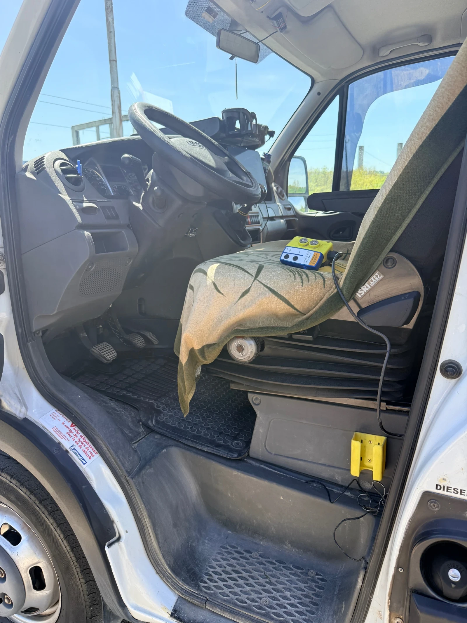 Iveco 35c13, снимка 13 - Бусове и автобуси - 54341582