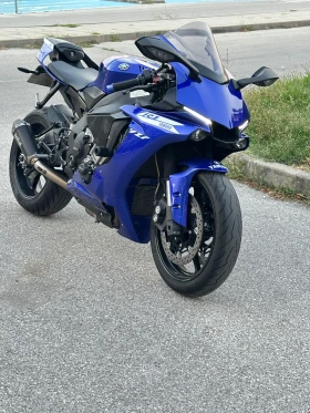  Yamaha YZF-R1