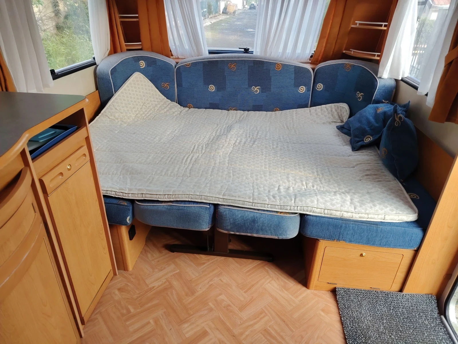 Каравана Adria Excellence, снимка 14 - Каравани и кемпери - 54657407