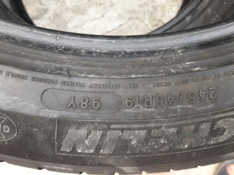 Гуми Летни 245/45R19, снимка 9 - Гуми и джанти - 22338760