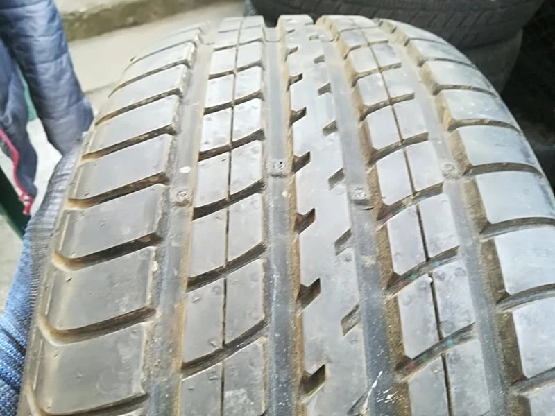 Гуми Летни 205/55R16, снимка 1 - Гуми и джанти - 23072609