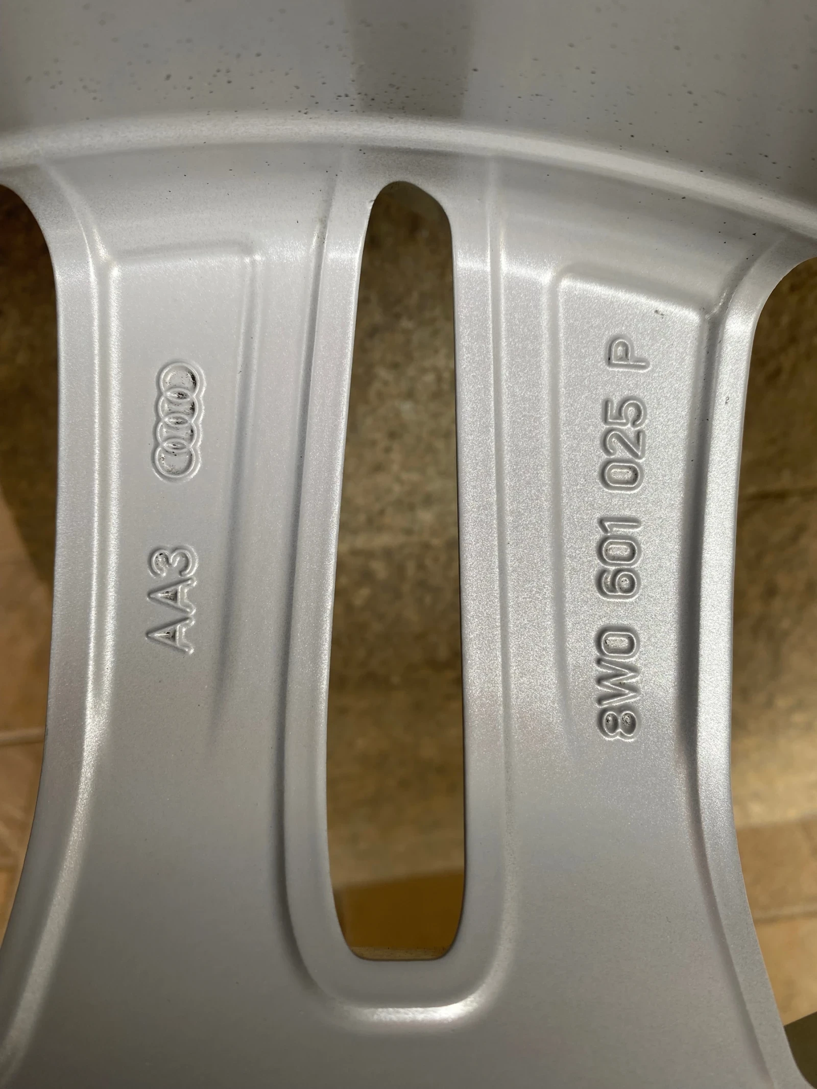 Гуми с джанти Bridgestone 225/50R17, снимка 8 - Гуми и джанти - 54606921