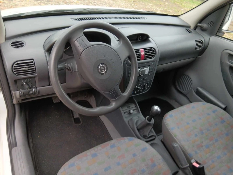 Opel Combo, снимка 15 - Автомобили и джипове - 43324843