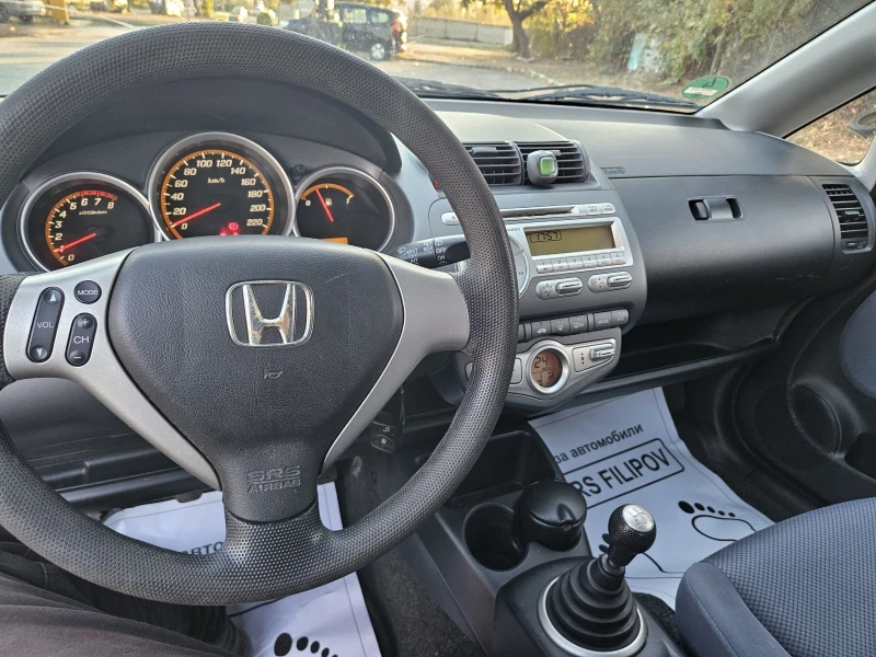 Honda Jazz 1.4 i, снимка 8 - Автомобили и джипове - 47699156