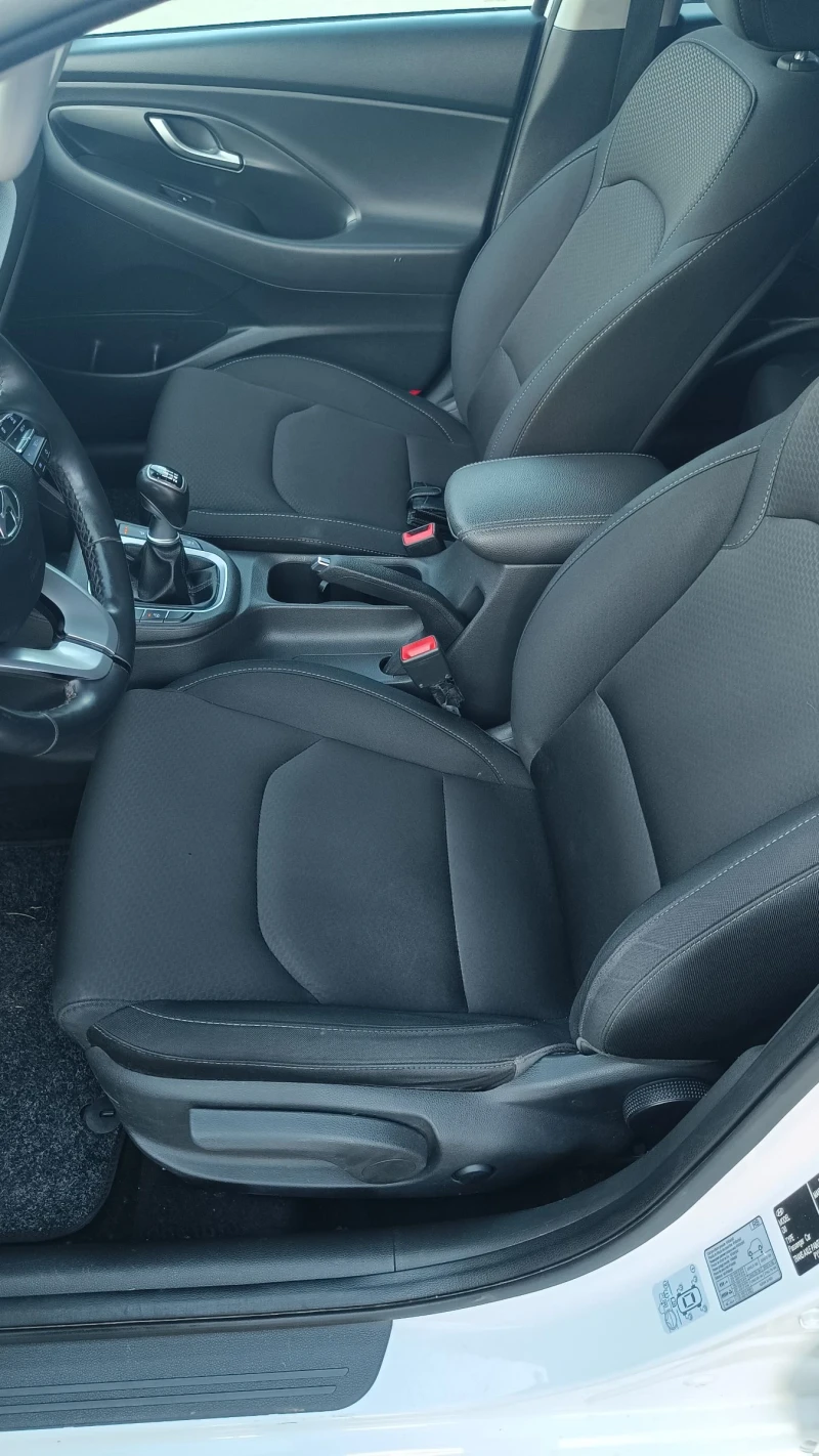 Hyundai I30 1.4-100кс * FULL*  YES!!!, снимка 9 - Автомобили и джипове - 52190815