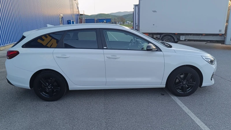 Hyundai I30 1.4-100кс * FULL*  YES!!!, снимка 14 - Автомобили и джипове - 52190815